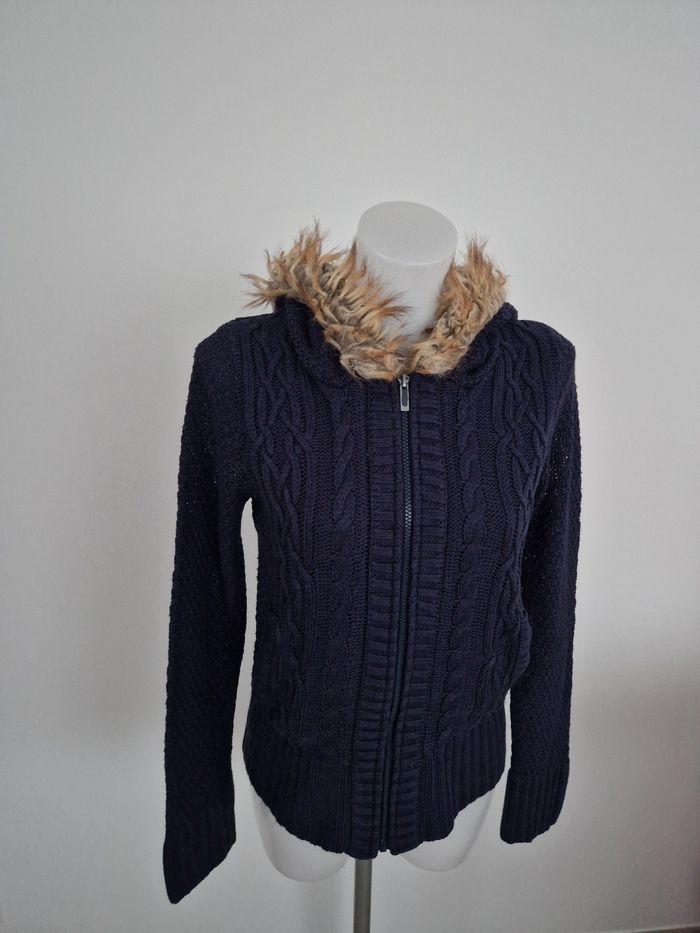 Sweat torsadé bleu marine à capuche fourrée et moumoute, Jennyfer - photo numéro 2