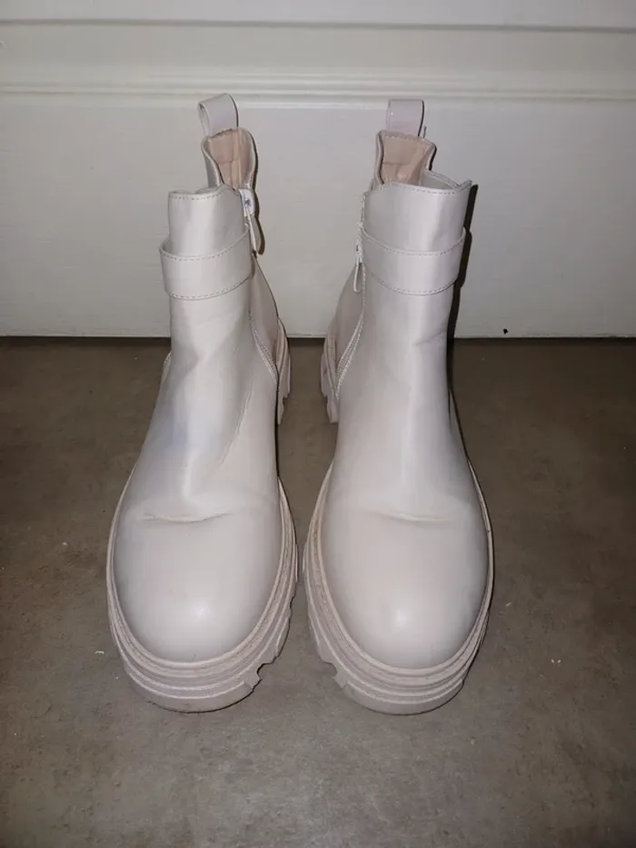 Botts sans marque - photo numéro 3