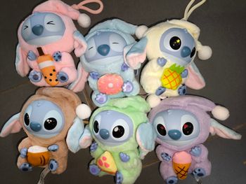 6 peluches stitch neuve