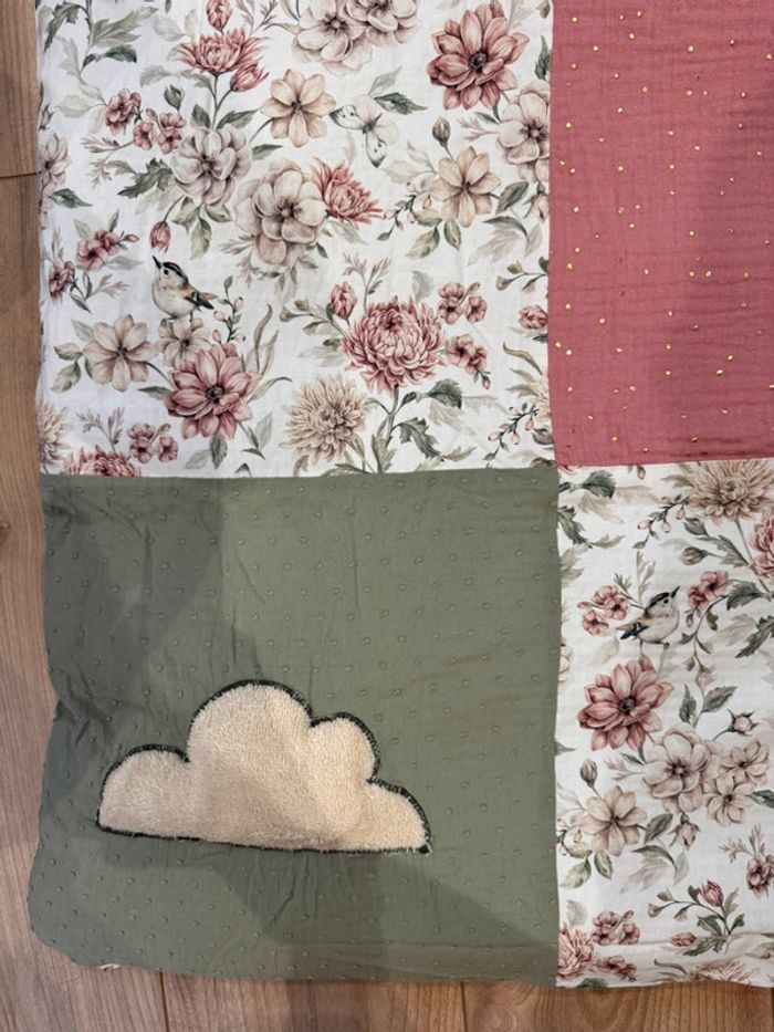 Joli tapis de jeu fait main TBE - photo numéro 2