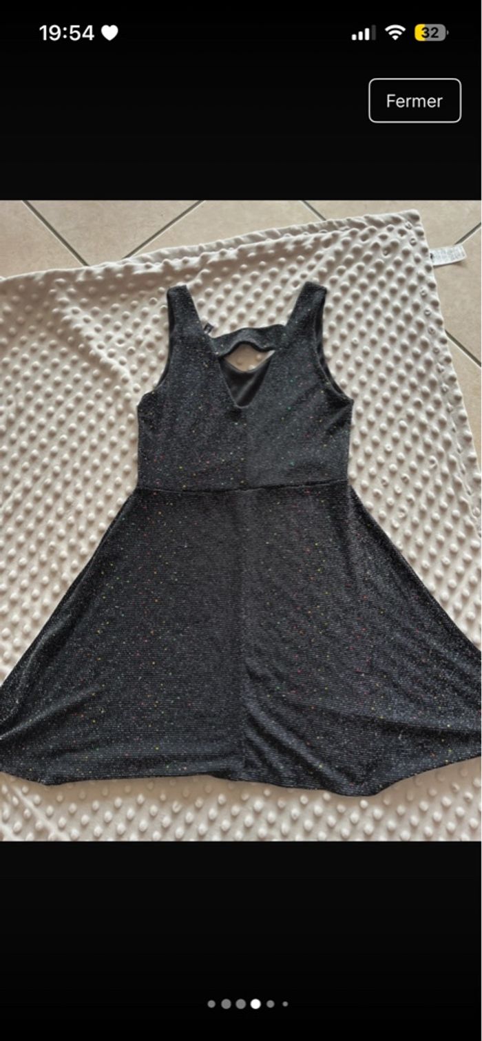 Robe pour les fêtes - photo numéro 2