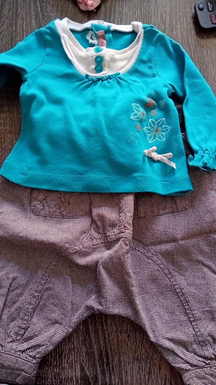 Vetements - photo numéro 3