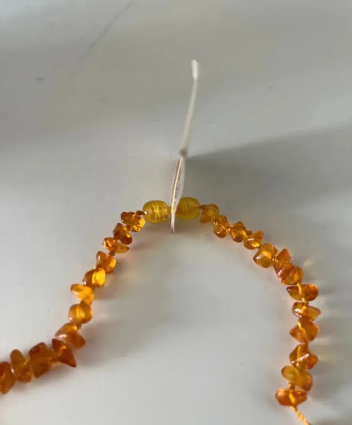 Collier d’ambre enfant - photo numéro 5