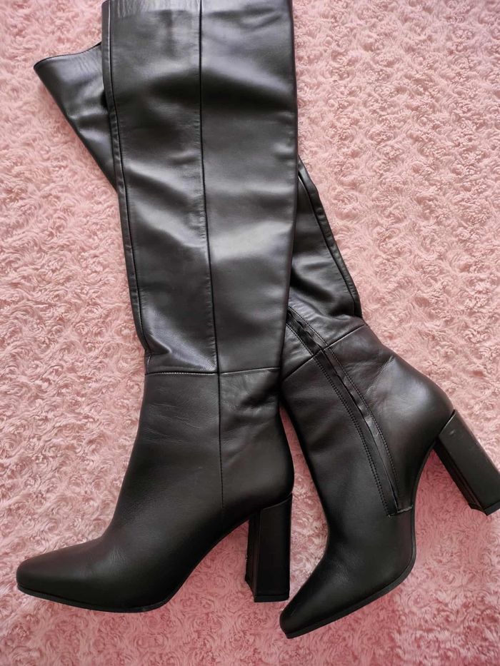 Bottes cuir noir ZARA
