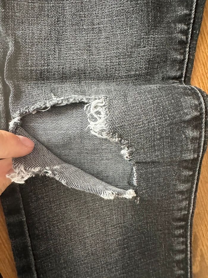 Jeans interdit de me gronder 6 ans - photo numéro 6