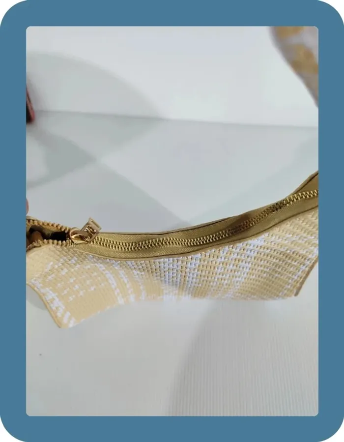 Sac porté épaule jaune et blanc, très bon état, 24x17cm - photo numéro 4