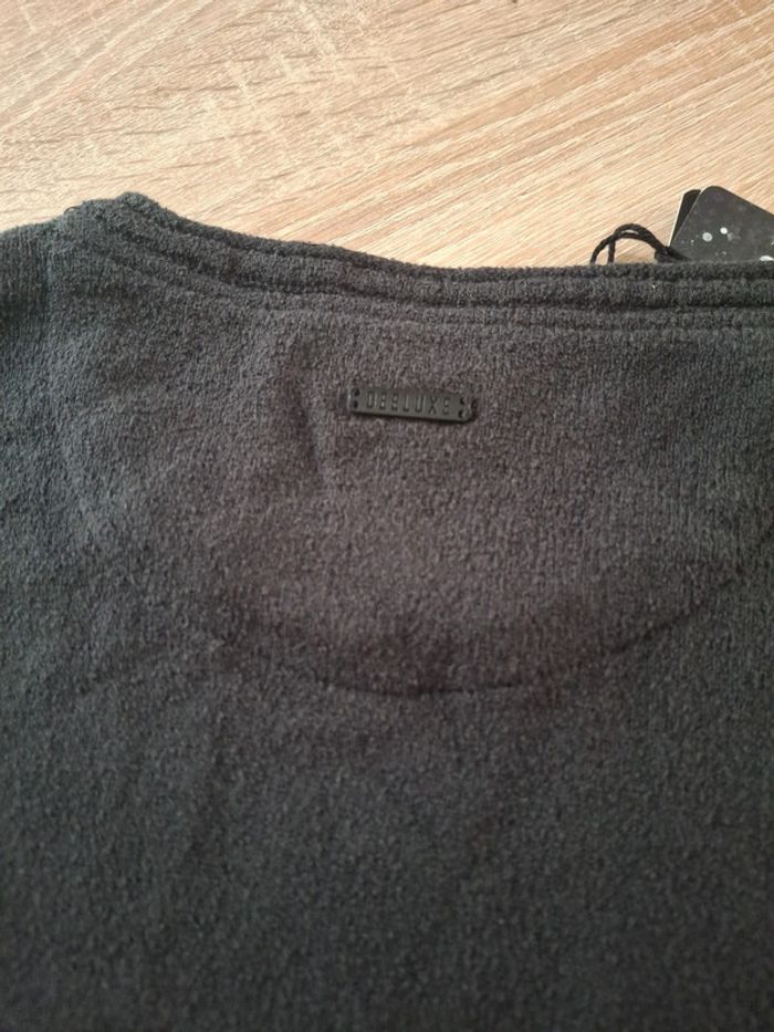 Pull noir - photo numéro 6