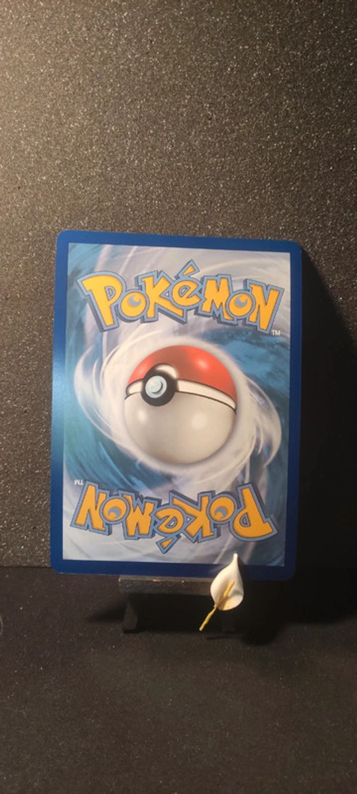 Carte pokémon jumbo, Pikachu v, swsh061 - photo numéro 2