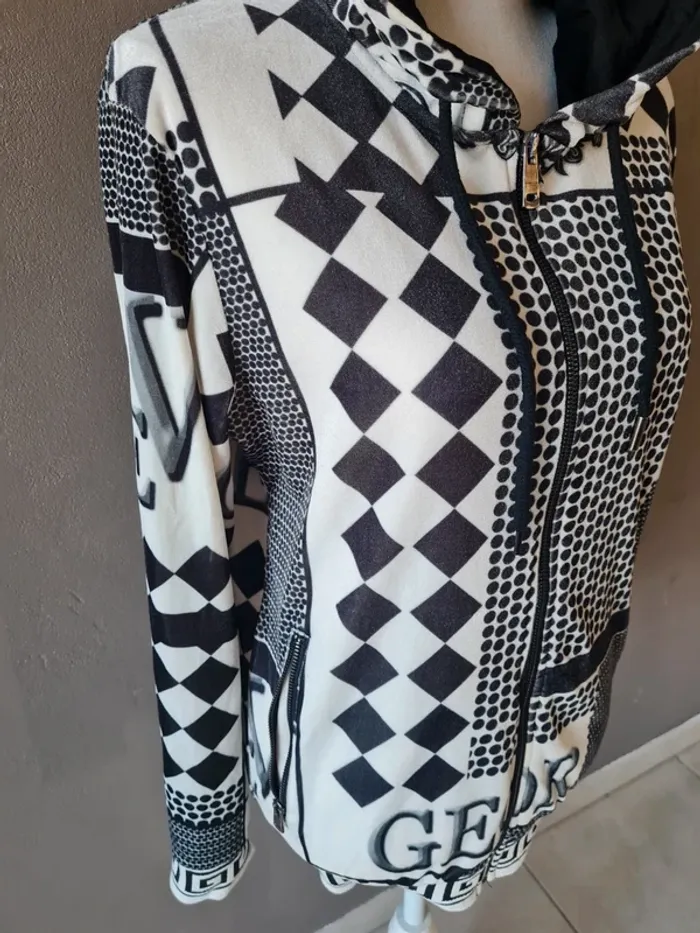 Veste zippée à capuche GV Paris - photo numéro 2