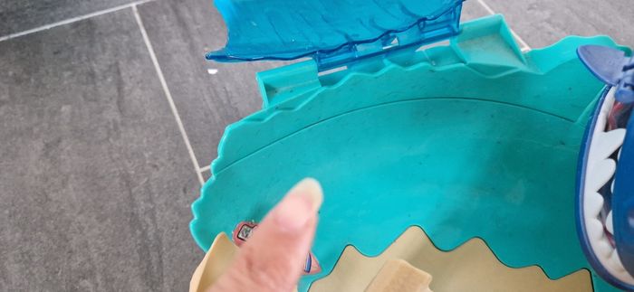 Valeur 50euros hotwheels circuit attaque du requin - photo numéro 9