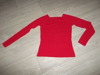 Pull rouge léger taille XS TBE