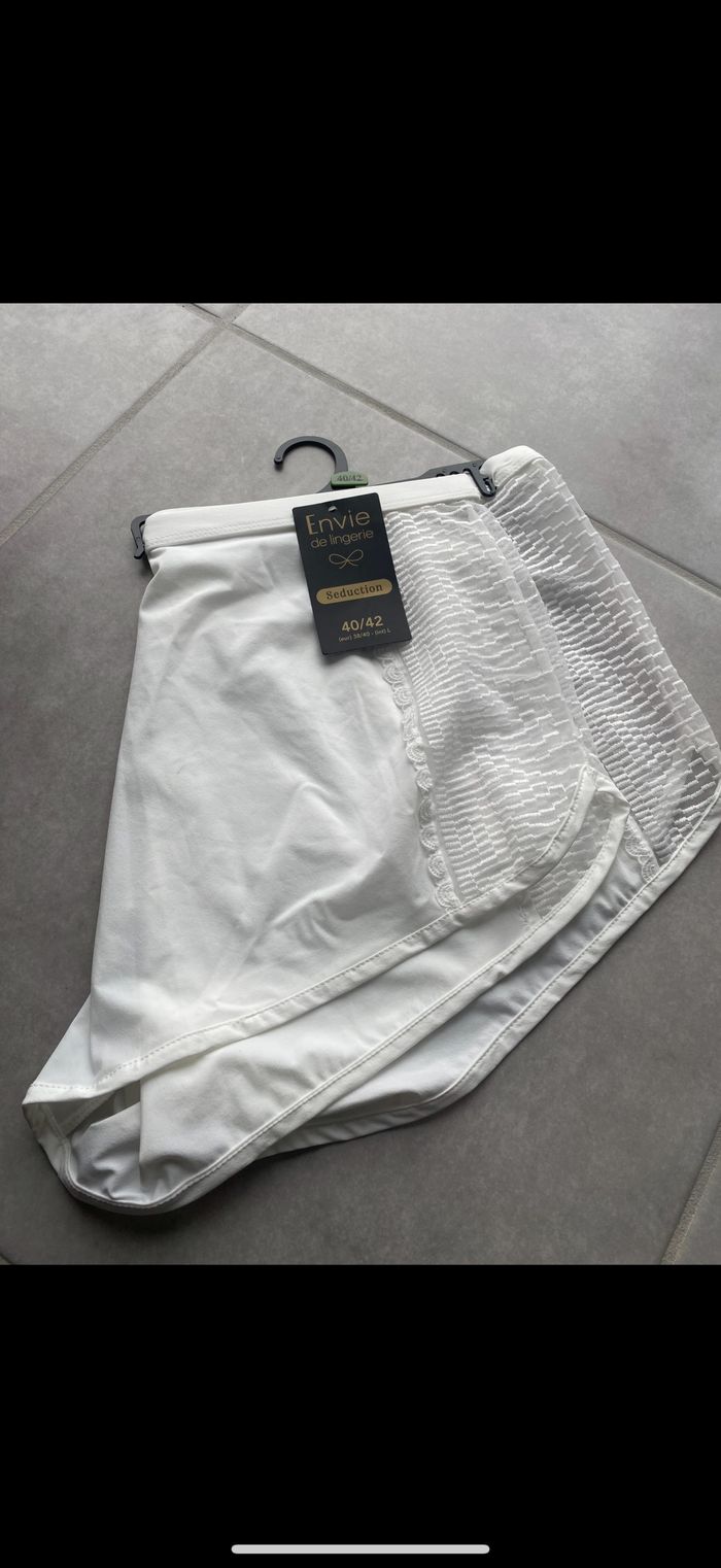Short de nuit blanc Taille 40/42 - photo numéro 9