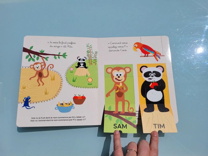 Livre animé Voilà les lettres! Je joue du bout des doigts, Moi tout seul (30) - photo numéro 6