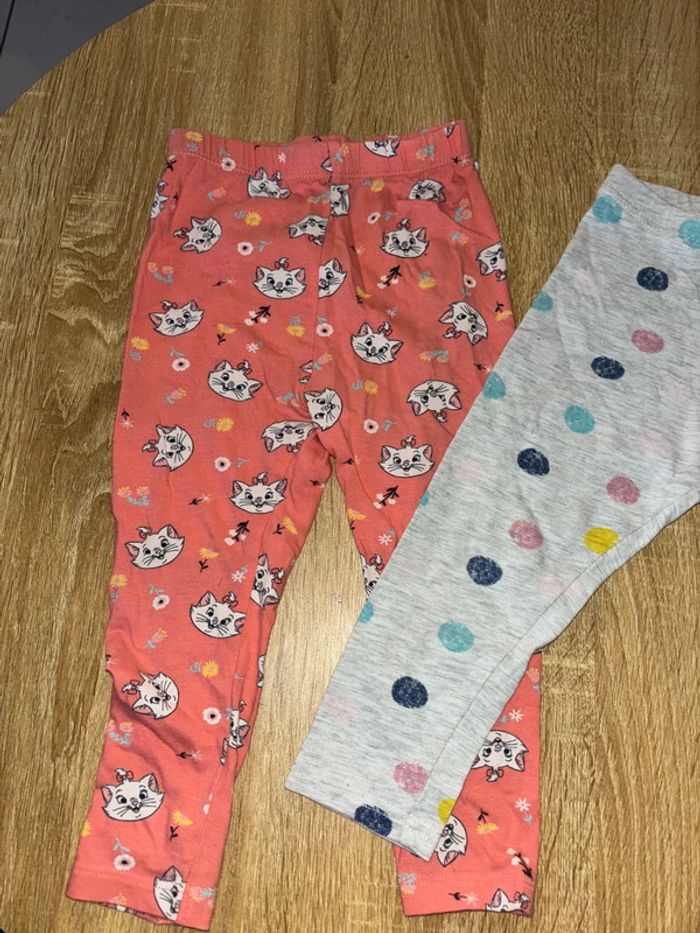 Lot de 2 leggings fille 18/24 mois en très bon état - photo numéro 3