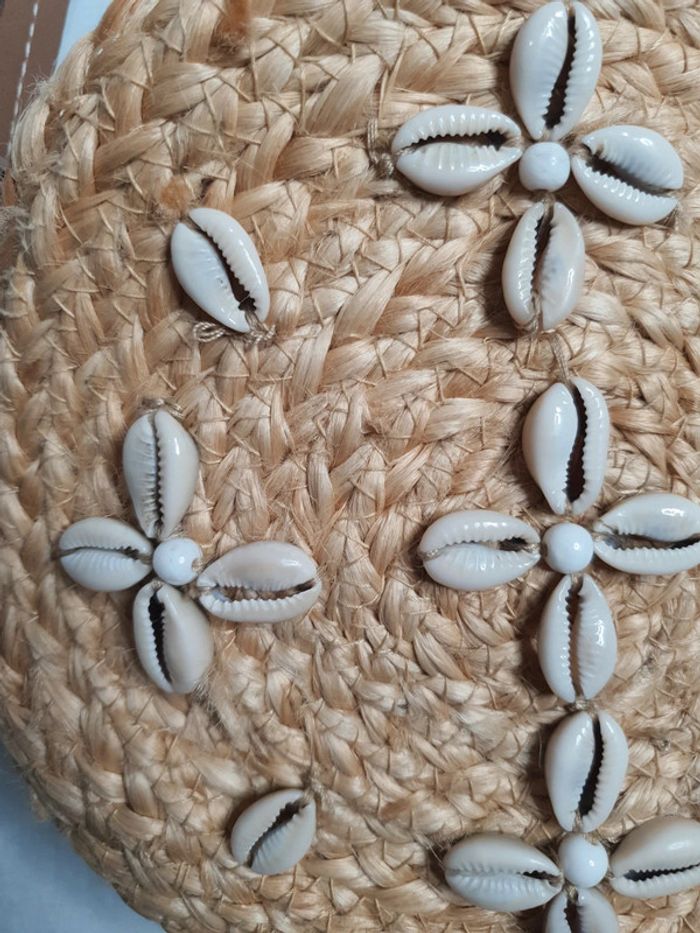 Sac à main en osier et coquillages - photo numéro 3