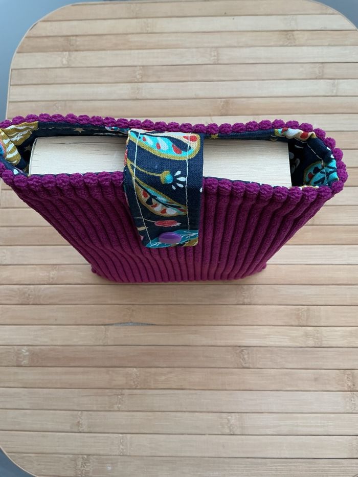 Pochette pour livre de poche 21X15 aubergine - photo numéro 2