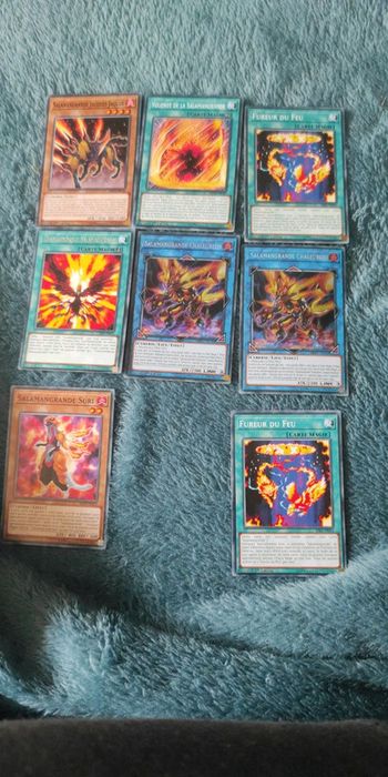 Lot 8 cartes Yu-Gi-Oh
