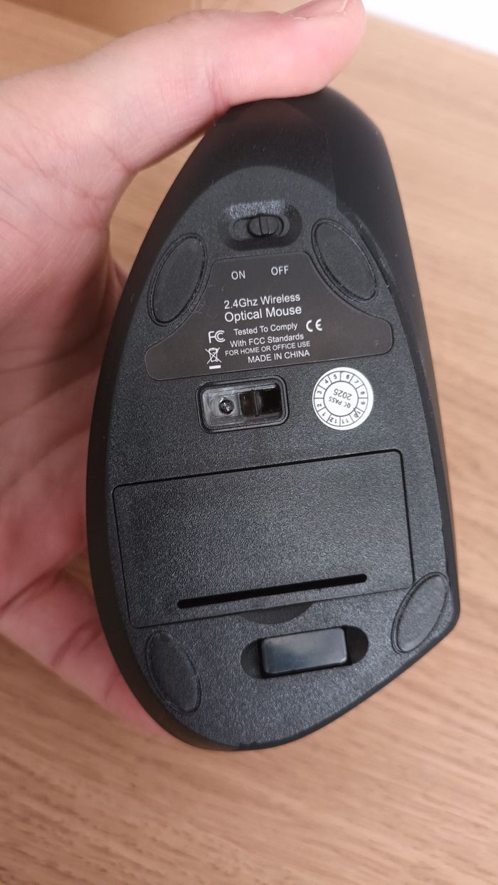 Souris ergonomique verticale sans fil NEUVE - photo numéro 4
