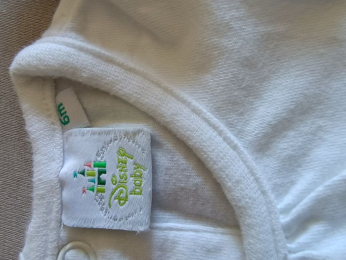 DISNEY Baby 6 mois Taille 6 mois / 68 cm · Très bon état - photo numéro 2