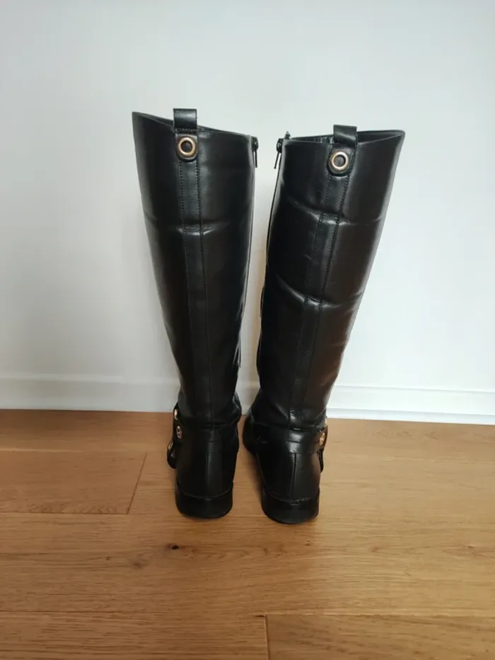 Bottes noires et dorées - très bon état - 39 - photo numéro 2