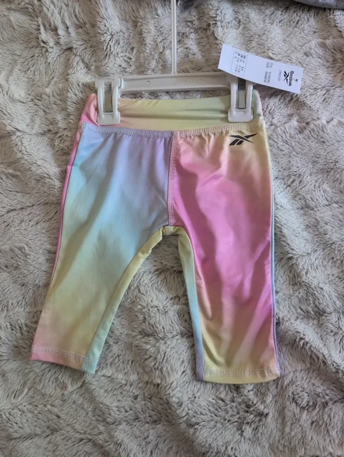 Ensemble legging + t-shirt+ bandeau Reebok neuf 12mois - photo numéro 3