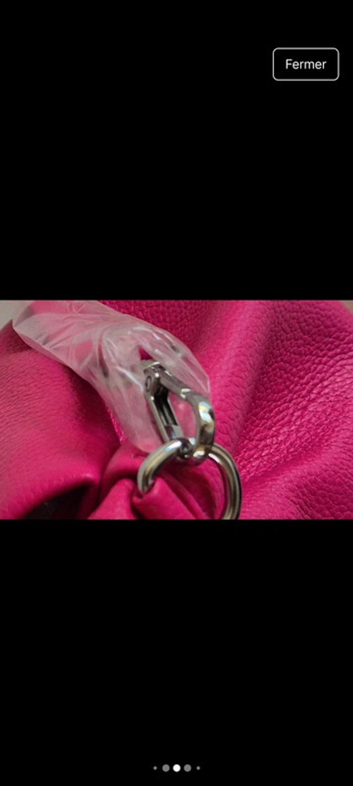 Sac à main fushia 30x20x15 cm neuf - photo numéro 4