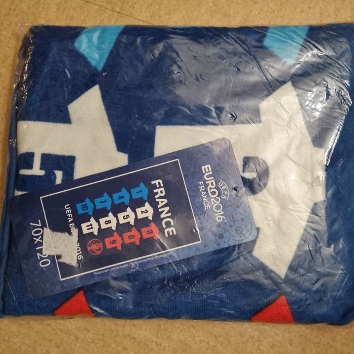 serviette France FOOT - NEUF