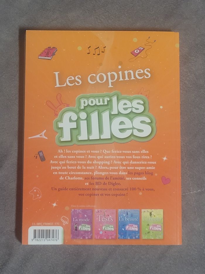 Les copines - Une pour toutes, toutes pour une Charlotte Grossetête - photo numéro 2