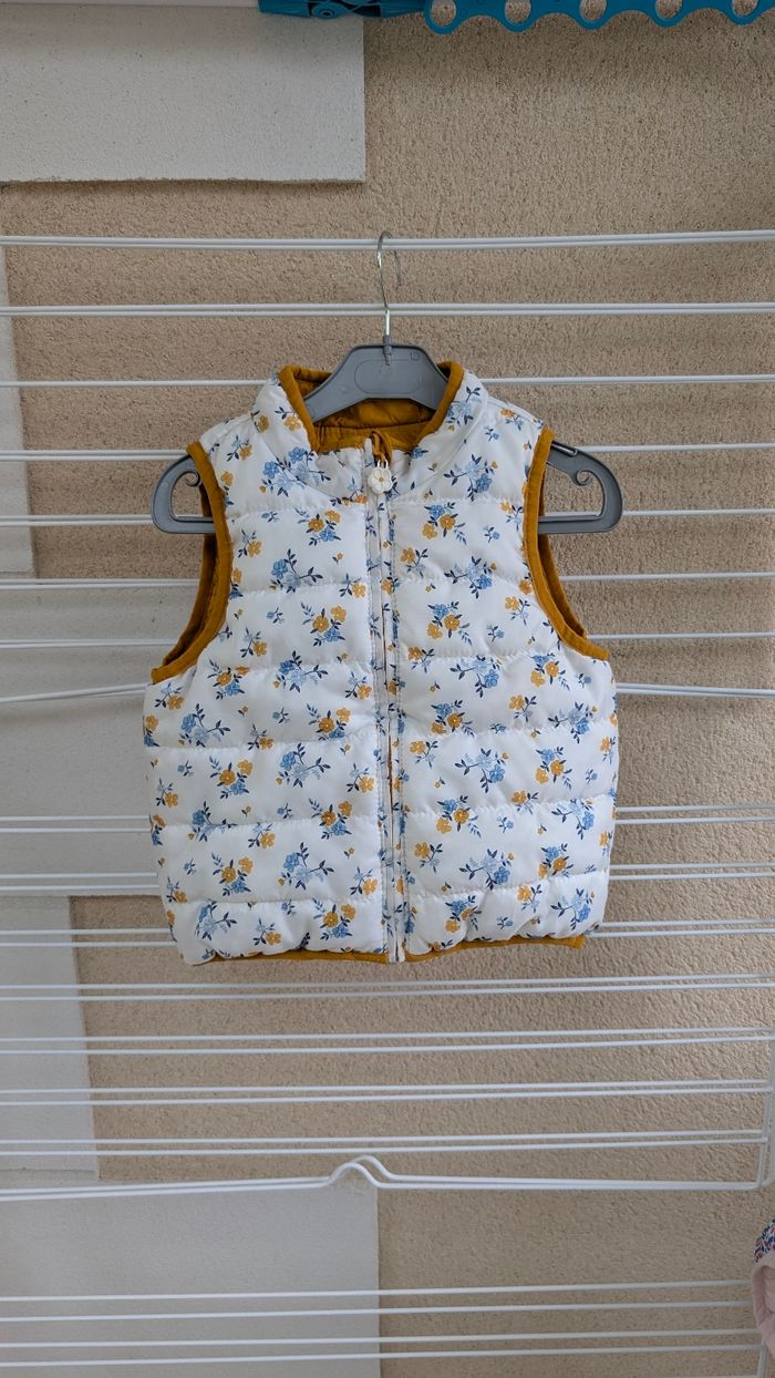Veste sans manches 18 mois - photo numéro 2