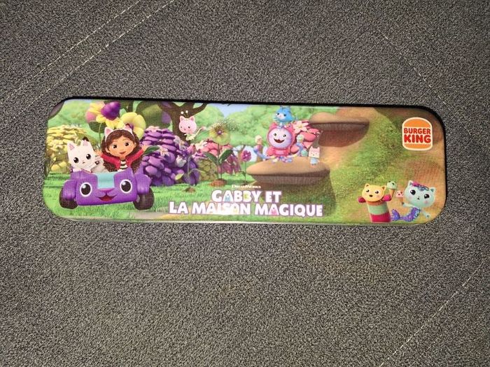 trousse metalique gabby chat