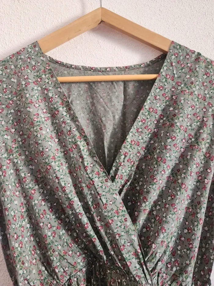 Robe fleurie S/M - photo numéro 4