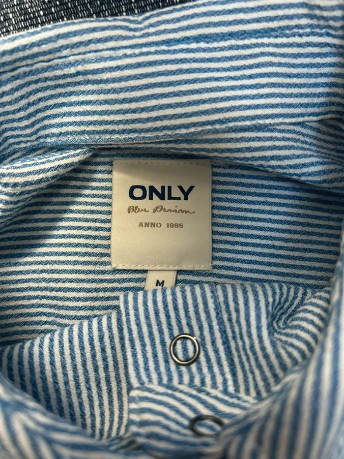 Chemise - photo numéro 4