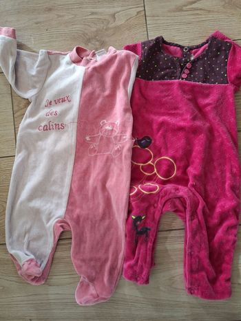 Lot pyjamas 6 mois fille