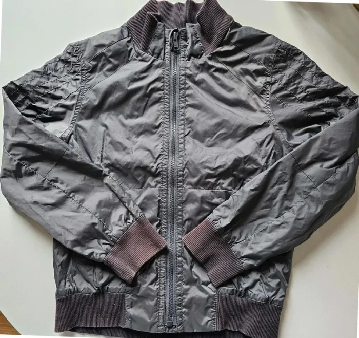 Veste grise coupe vent IKKS 8 ans