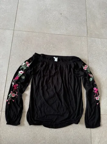 T-shirt à manches longues Amisu, taille XS, très bon état