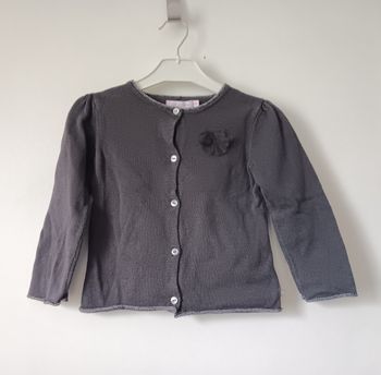 Gilet anthracite avec nœud en tulle - Gémo (36 mois)