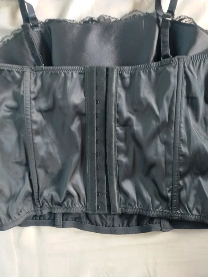 Joli bustier caraco - photo numéro 2