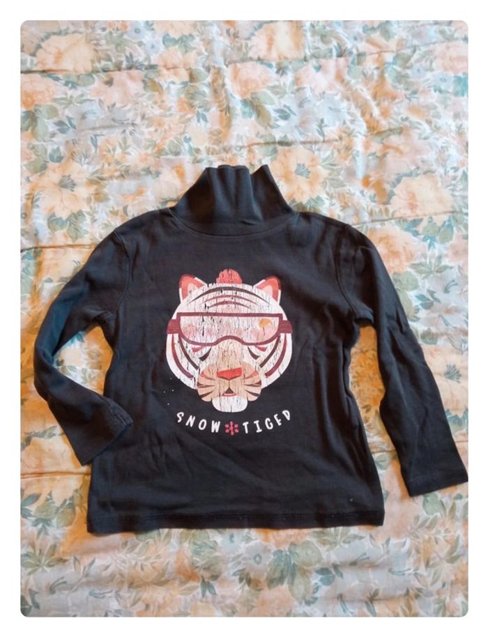 Sous pull Kiabi 4 ans