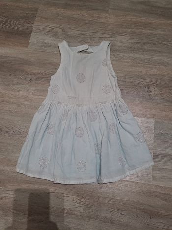 Robe turquoise à paillettes