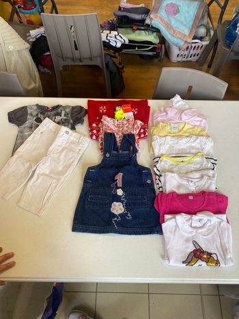 Lot de vêtement bébé fille