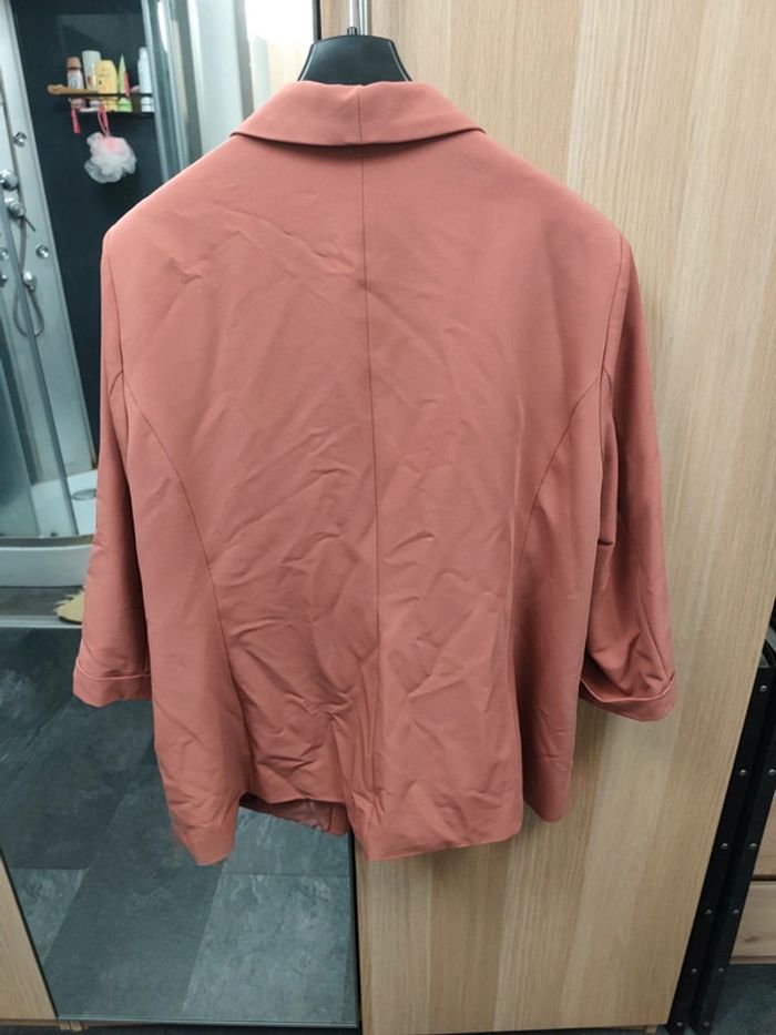 Blazer rose femme Kiabi - Taille 50 - Neuf avec étiquette - photo numéro 4