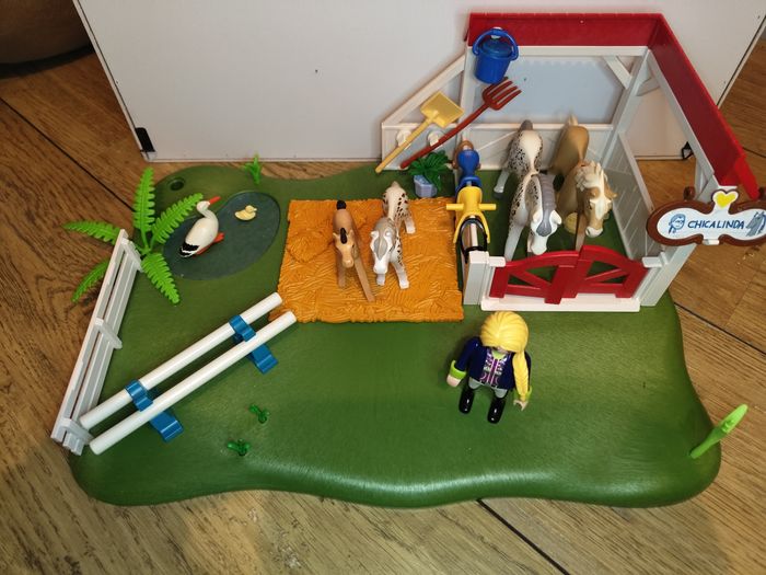 Playmobil centre équestre - photo numéro 3