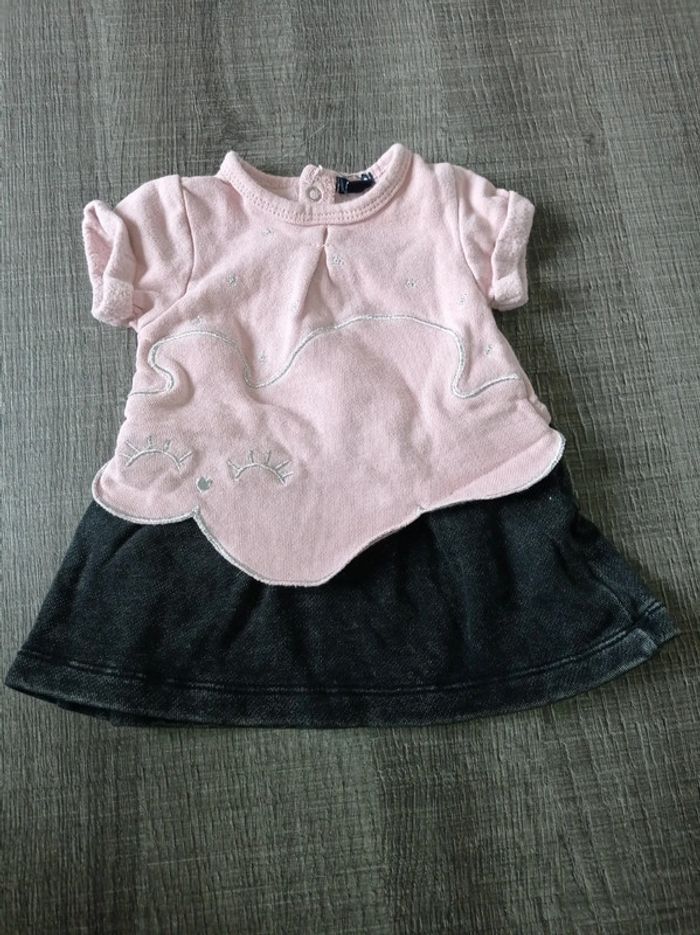 Robe 1 mois