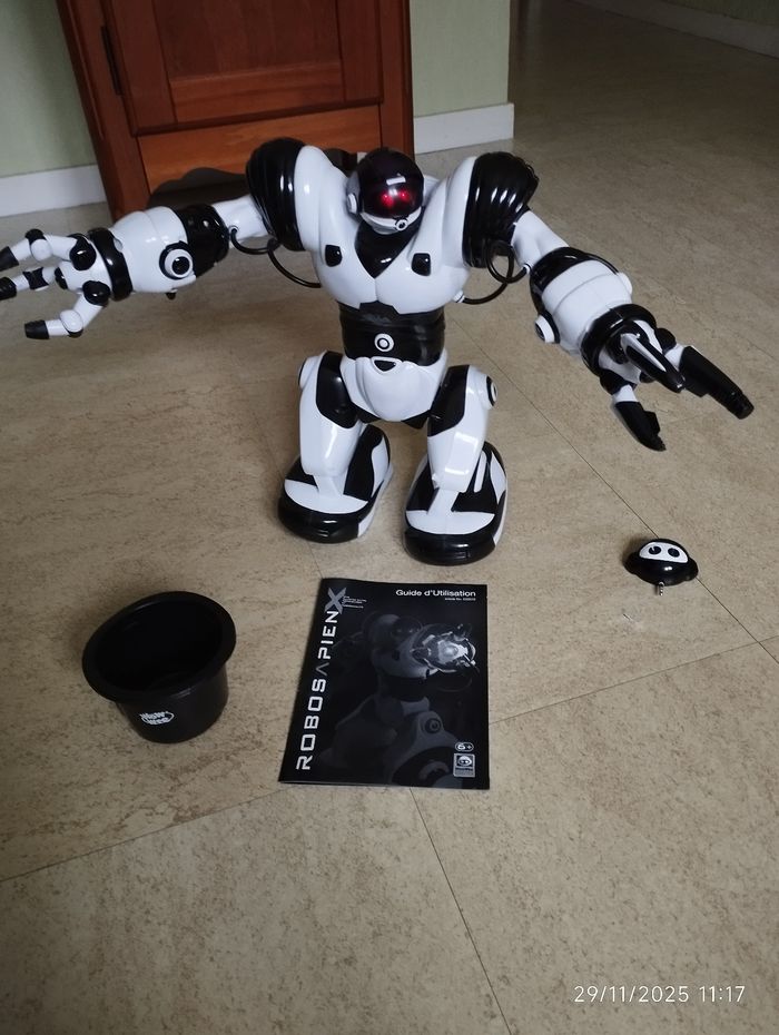 Robot interactif Robosapien X - photo numéro 6