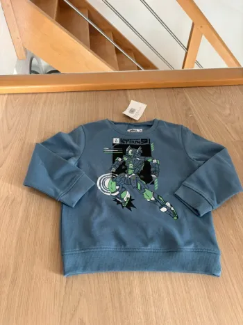 Pull neuf 5 ans
