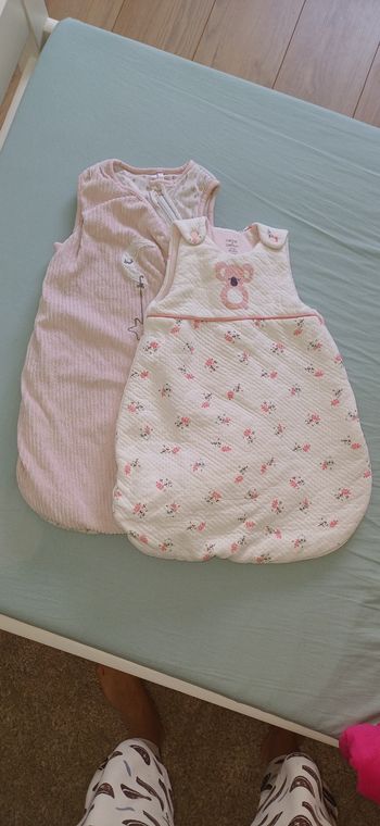 Lot de vêtements bébé taille de naissance