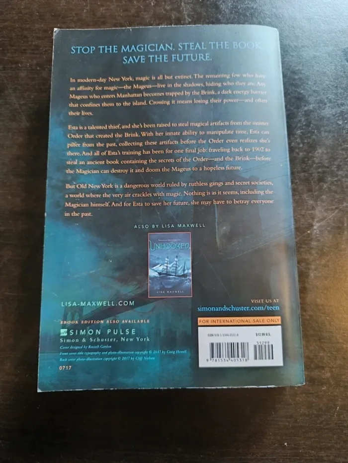 Livre THE LAST MAGICIAN - Lisa Maxwell - photo numéro 6