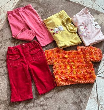Vêtements bébé fille 9 et 12 mois