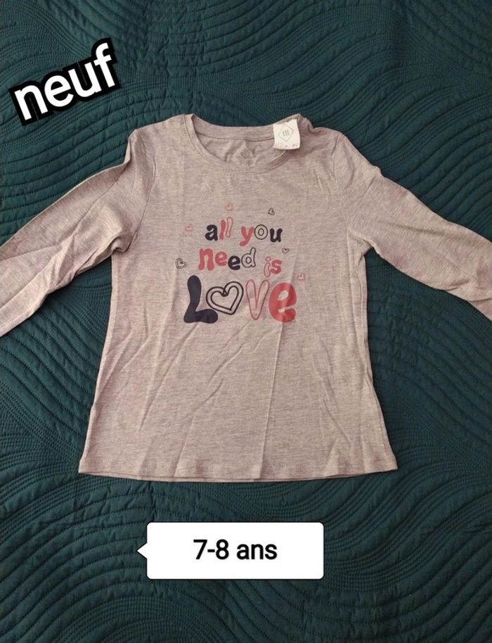 T-shirt gris tex 7-8 ans neuf