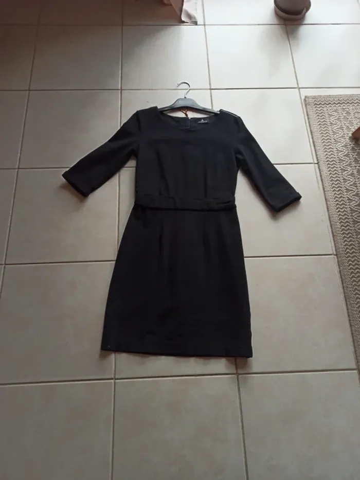 Robe noire One Step taille 36